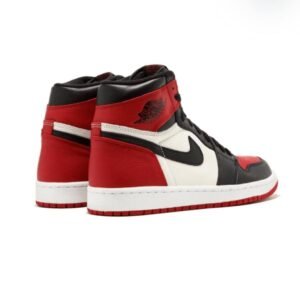 Air Jordan 1 Retro High OG Bred Toe