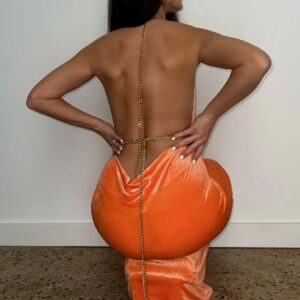 Robe de bal longue en velours dos nu sans manches avec chaîne en métal
